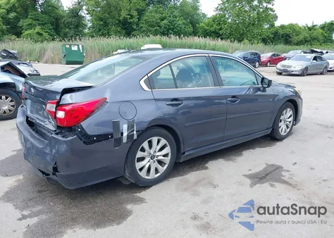 2015 Subaru Legacy 2.5I Premium из США, поврежденный, VIN 4S3BNAE68F3059625